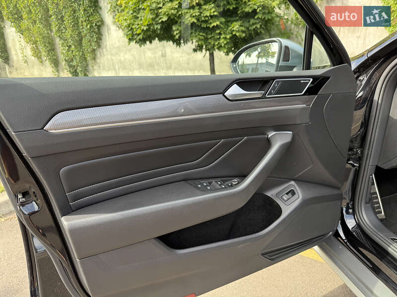 Универсал Volkswagen Passat Alltrack 2020 в Ровно фото 30 Универсал Volkswagen Passat Alltrack 2020 в Ровно