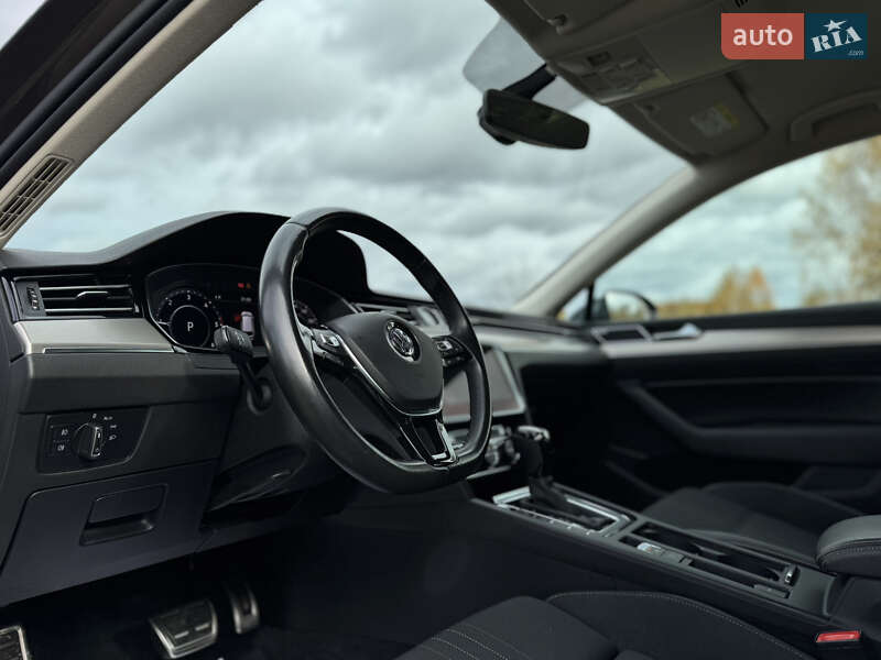 Универсал Volkswagen Passat Alltrack 2018 в Львове