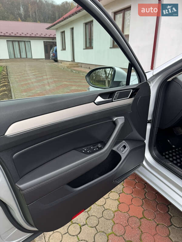 Универсал Volkswagen Passat Alltrack 2015 в Коломые