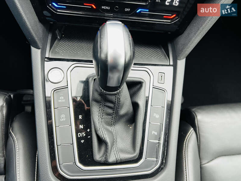 Универсал Volkswagen Passat Alltrack 2020 в Киеве фото 43 Универсал Volkswagen Passat Alltrack 2020 в Киеве