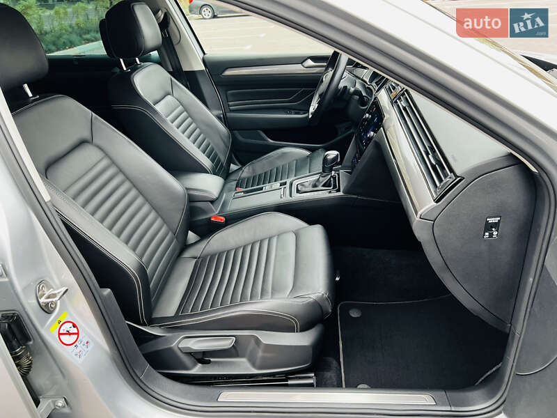 Универсал Volkswagen Passat Alltrack 2020 в Киеве фото 48 Универсал Volkswagen Passat Alltrack 2020 в Киеве