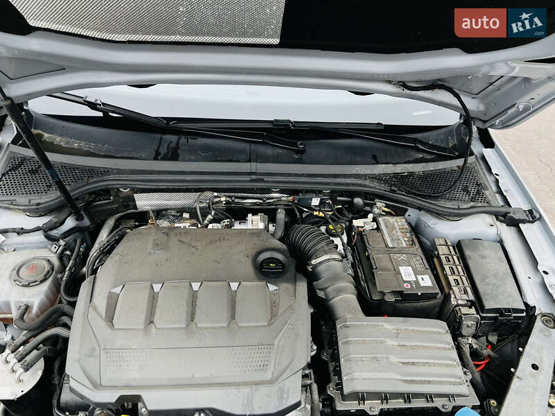 Универсал Volkswagen Passat Alltrack 2020 в Киеве фото 66 Универсал Volkswagen Passat Alltrack 2020 в Киеве