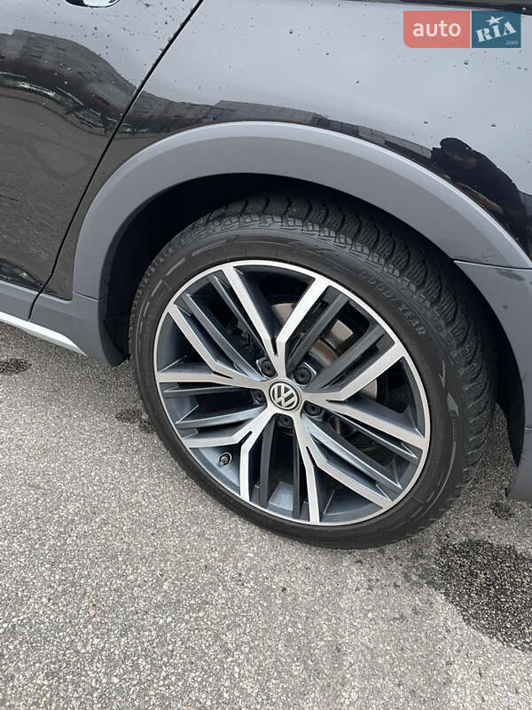 Универсал Volkswagen Passat Alltrack 2018 в Харькове фото 12 Универсал Volkswagen Passat Alltrack 2018 в Харькове