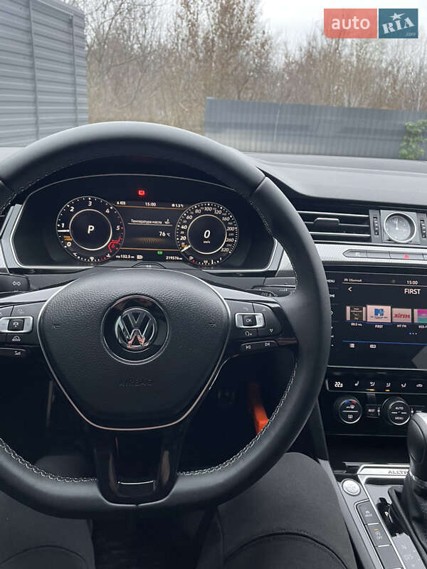 Универсал Volkswagen Passat Alltrack 2018 в Харькове фото 15 Универсал Volkswagen Passat Alltrack 2018 в Харькове