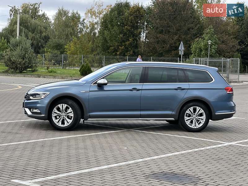 Универсал Volkswagen Passat Alltrack 2017 в Дубно
