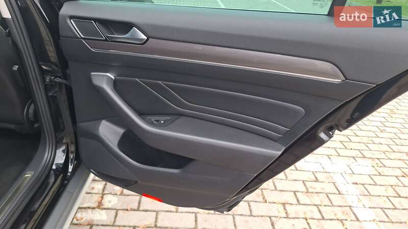 Универсал Volkswagen Passat Alltrack 2020 в Коломые