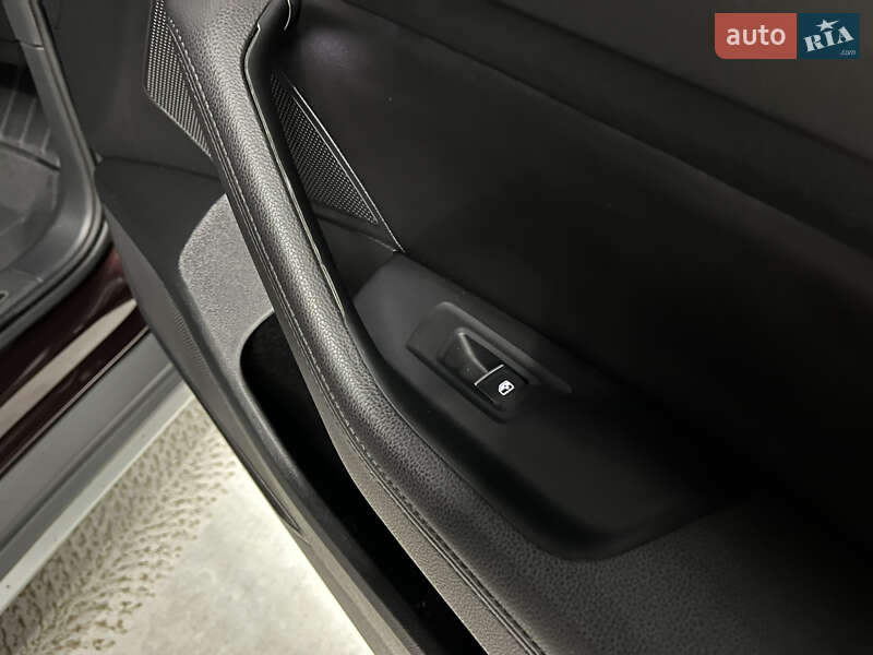 Универсал Volkswagen Passat Alltrack 2018 в Харькове фото 17 Универсал Volkswagen Passat Alltrack 2018 в Харькове