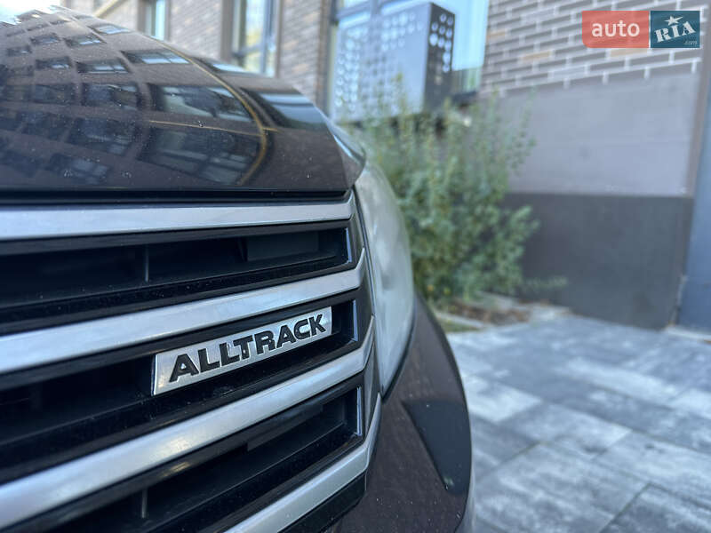 Универсал Volkswagen Passat Alltrack 2014 в Львове