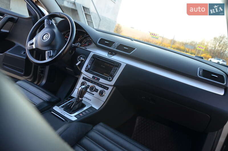 Універсал Volkswagen Passat Alltrack 2014 в Дрогобичі