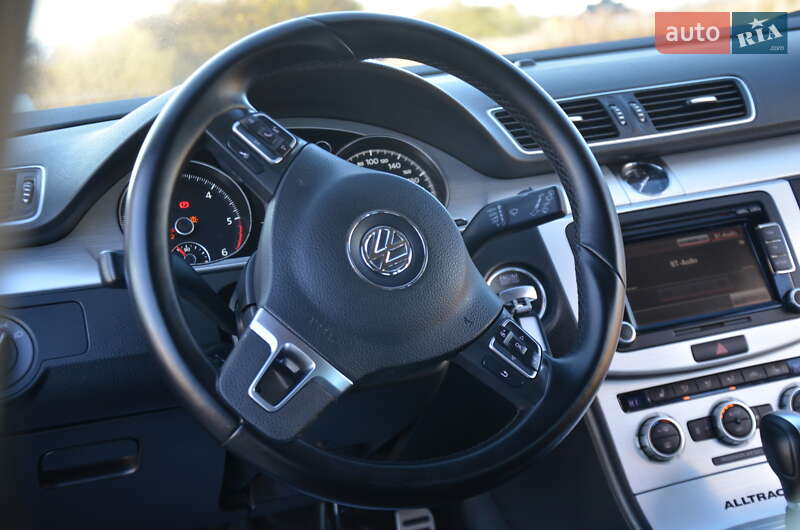 Універсал Volkswagen Passat Alltrack 2014 в Дрогобичі