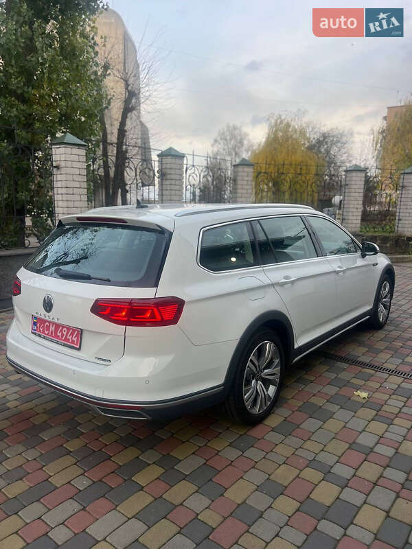 Универсал Volkswagen Passat Alltrack 2022 в Черкассах