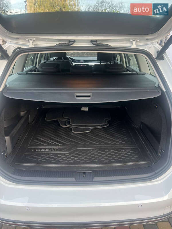 Универсал Volkswagen Passat Alltrack 2022 в Черкассах