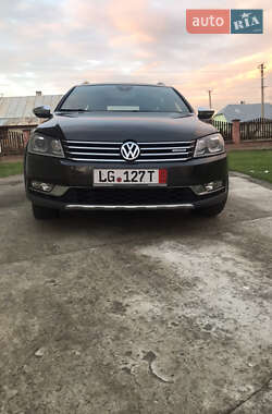 Универсал Volkswagen Passat Alltrack 2013 в Долине