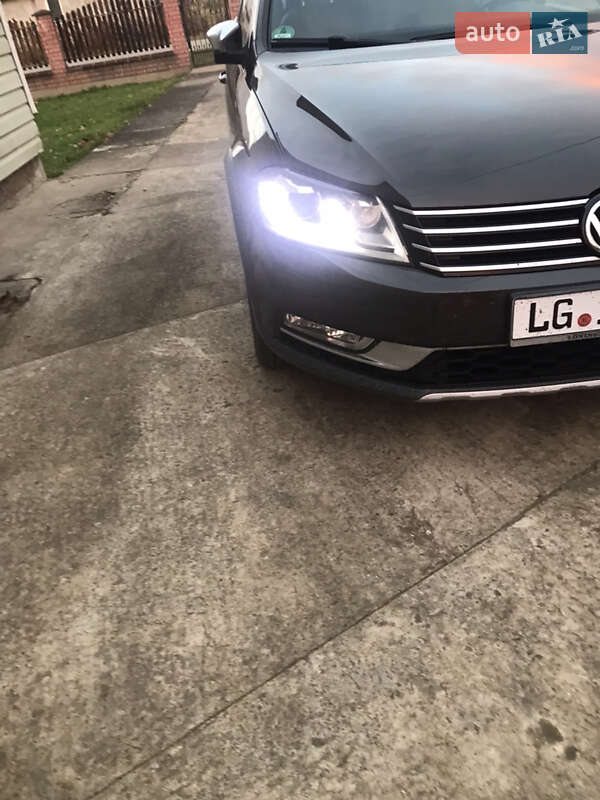 Універсал Volkswagen Passat Alltrack 2013 в Долині