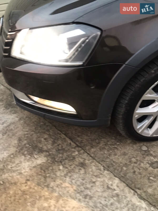 Універсал Volkswagen Passat Alltrack 2013 в Долині
