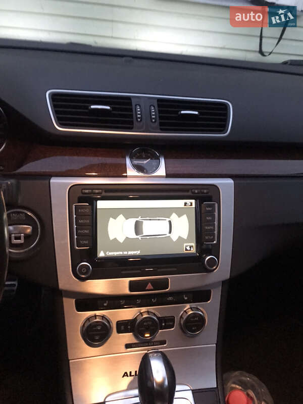 Універсал Volkswagen Passat Alltrack 2013 в Долині