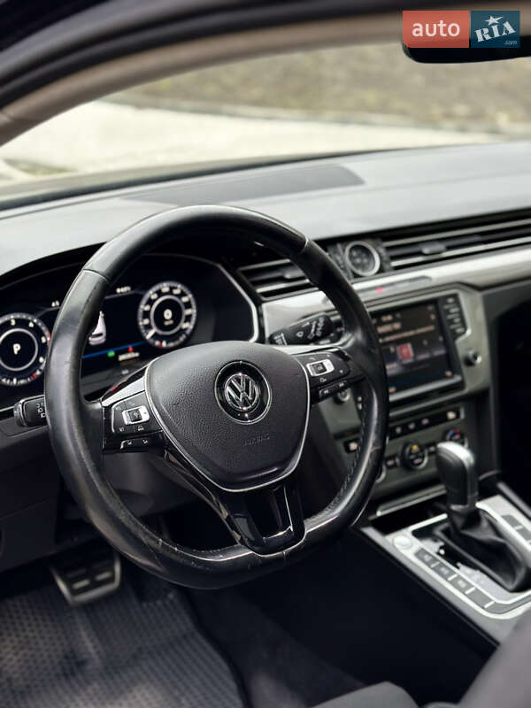 Універсал Volkswagen Passat Alltrack 2016 в Івано-Франківську