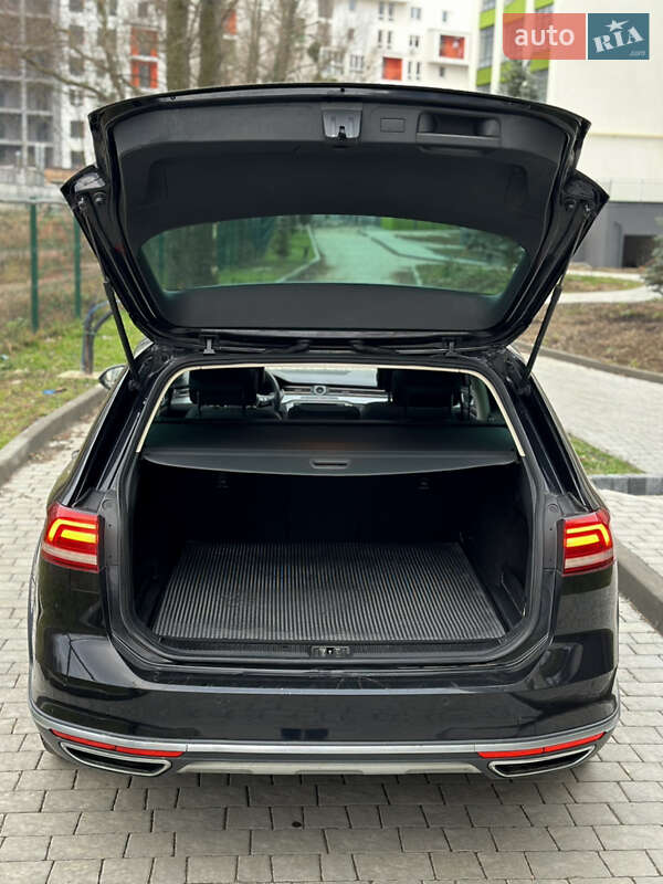 Універсал Volkswagen Passat Alltrack 2016 в Івано-Франківську