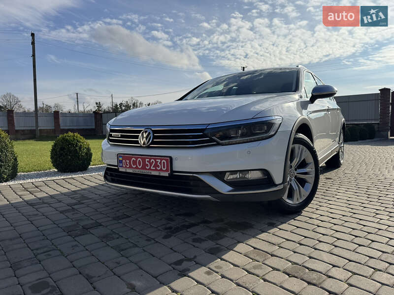 Универсал Volkswagen Passat Alltrack 2018 в Дубно