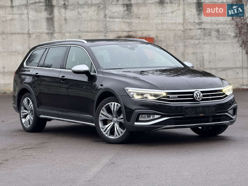 Універсал Volkswagen Passat Alltrack 2020 в Рівному