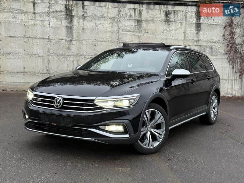 Універсал Volkswagen Passat Alltrack 2020 в Рівному