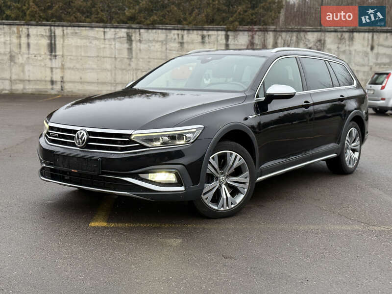 Універсал Volkswagen Passat Alltrack 2020 в Рівному