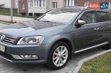 Універсал Volkswagen Passat Alltrack 2013 в Вінниці