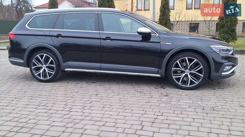 Универсал Volkswagen Passat Alltrack 2020 в Коломые