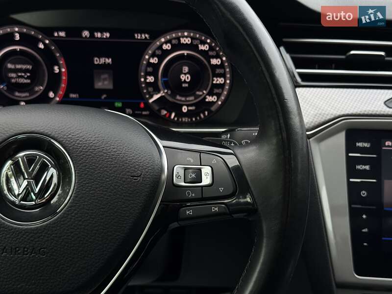 Универсал Volkswagen Passat Alltrack 2018 в Луцке