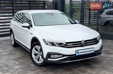 Универсал Volkswagen Passat Alltrack 2021 в Ровно