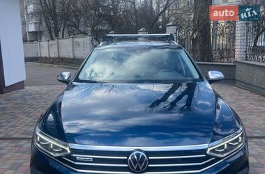 Универсал Volkswagen Passat Alltrack 2022 в Черкассах