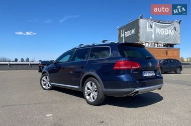 Универсал Volkswagen Passat Alltrack 2013 в Киеве