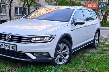 Універсал Volkswagen Passat Alltrack 2016 в Житомирі