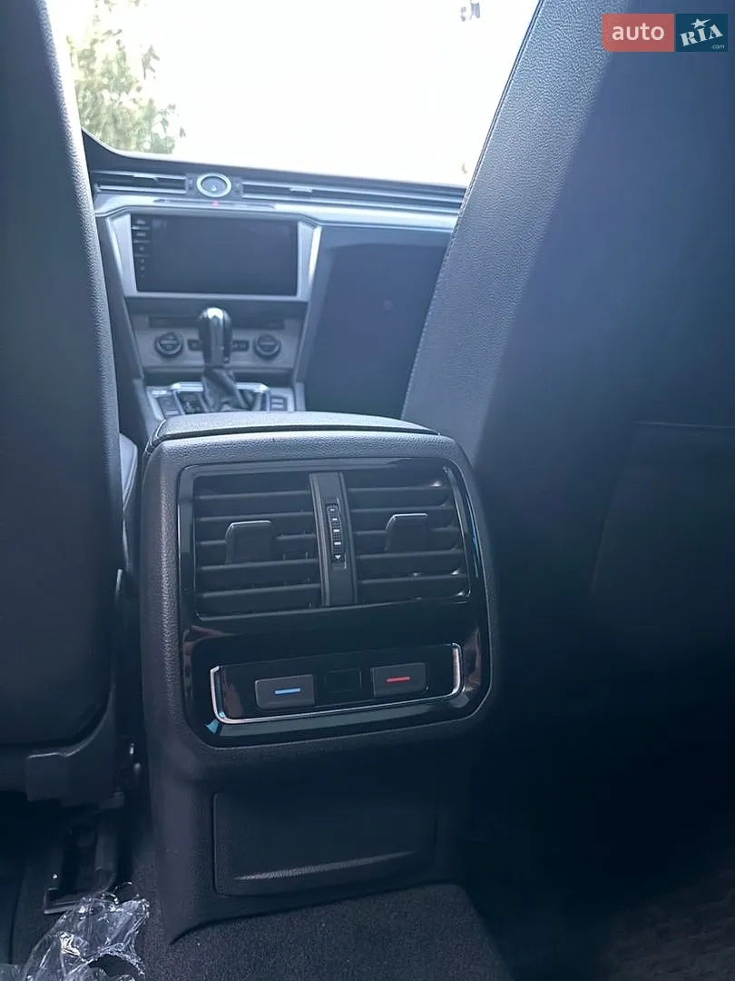2019 Volkswagen Passat - мініатюра 11