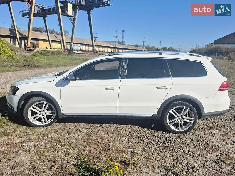 Volkswagen Passat Alltrack 2012