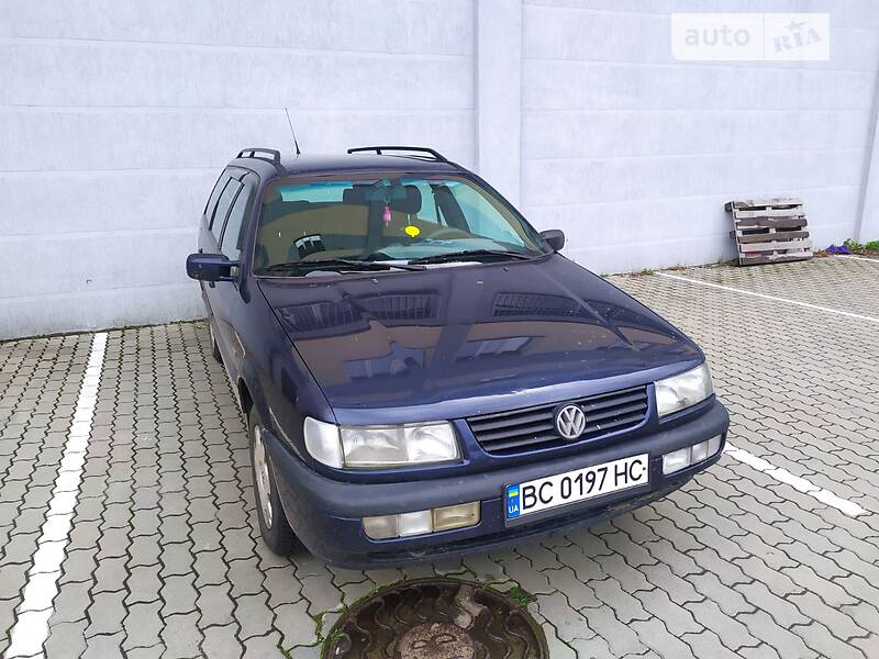 Универсал Volkswagen Passat B4 1996 в Львове