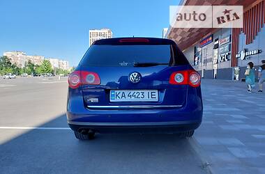 Унiверсал Volkswagen Passat B6 2006 в Києві