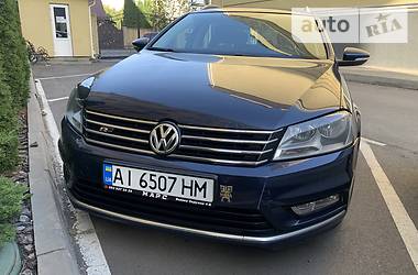 Универсал Volkswagen Passat B7 2014 в Вишневом