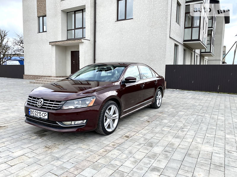 Volkswagen Passat B7 PREMIUM SEL