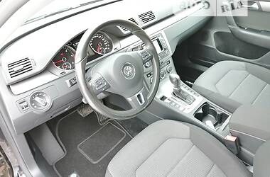 Универсал Volkswagen Passat B7 2012 в Луцке