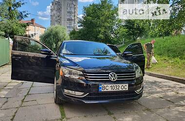 Седан Volkswagen Passat B7 2015 в Львове