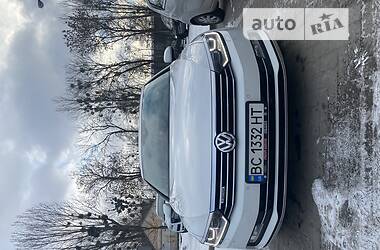 Седан Volkswagen Passat B8 2015 в Львове
