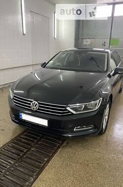 Седан Volkswagen Passat B8 2017 в Черкассах