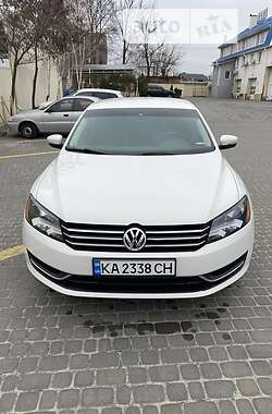 Седан Volkswagen Passat NMS 2014 в Кременчуге