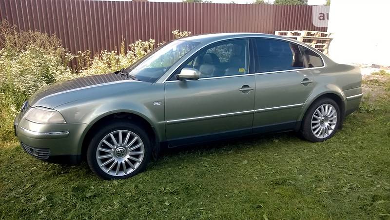 Седан Volkswagen Passat 2003 в Львове