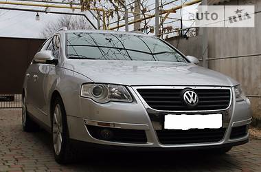 Универсал Volkswagen Passat 2010 в Херсоне