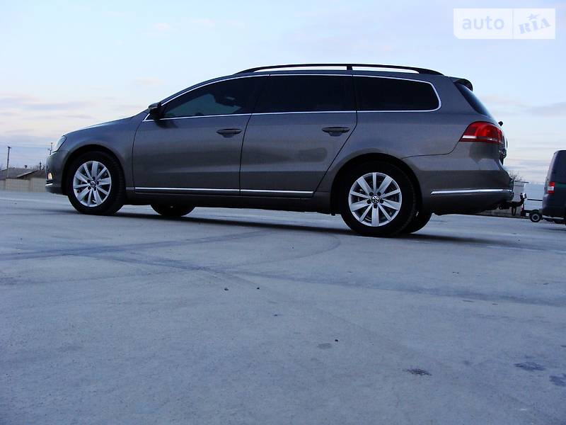 Універсал Volkswagen Passat 2013 в Любашівці