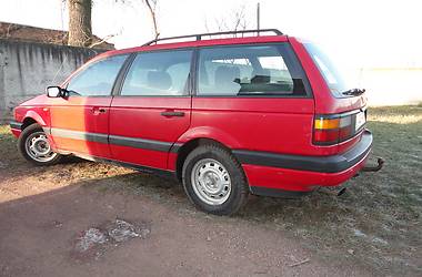 Универсал Volkswagen Passat 1991 в Нововолынске