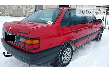 Седан Volkswagen Passat 1989 в Рокитном