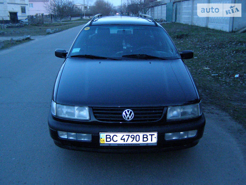 Универсал Volkswagen Passat 1995 в Полтаве